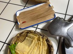 油豆皮-喜悦小串丹东小黄牛海鲜烧烤大排档(民主广场店)
