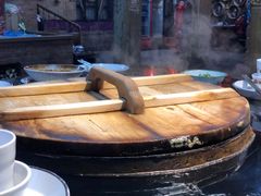 -鱼窝棚柴火铁锅炖(富山屯店)