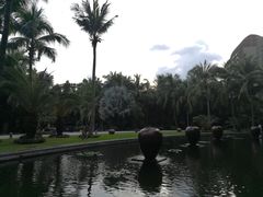 -三亚湾海居铂尔曼度假酒店