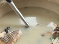 -天乐农家鱼头王(天目湖店)