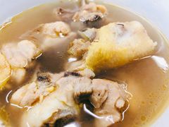 麻油黄酒鸡-红苹果海记巴生肉骨茶