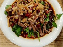 -江城燕子大排档(江汉路步行街店)