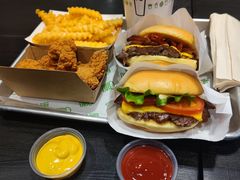 香辣烟熏培根牛肉堡-Shake Shack(西单大悦城店)