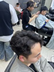 -米可造型烫染