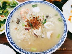 -亚忠小吃店(曾厝垵店)