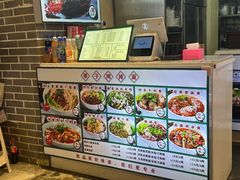 -铁二锅米线童谣洋芋饭(立海大厦店)