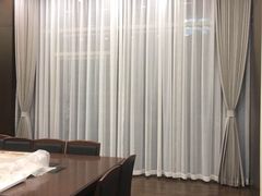 -百合布艺丨窗帘墙布软装(轻纺市场店)