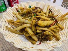 -江城燕子大排档(江汉路步行街店)