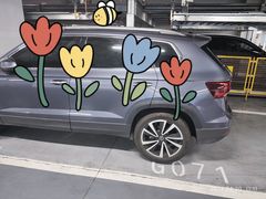 -BFC外滩金融中心停车场