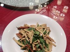 -梁家大院•农家菜(昆山会展中心店)