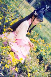 -九月鹰飞汉服摄影工作室