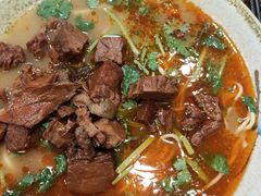 -金杨拉面王小吃面馆·牛三宝面·红烧牛肉粉