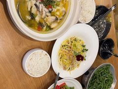 -海派美食·家宴海鲜青岛菜·石锅鲽鱼头(东方城店)