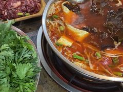-黄利砖万峰林布依特色酸笋牛肉馆