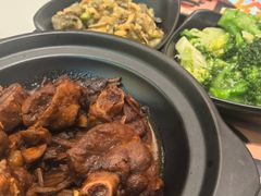 -老娘舅餐厅(黄龙体育中心店)