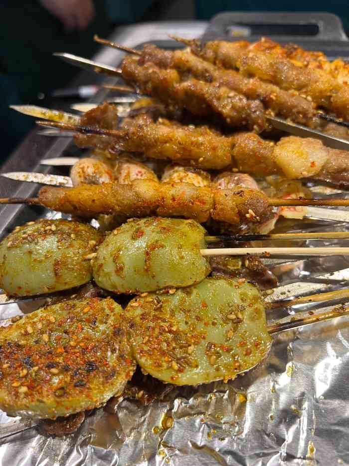 头牌61鹤岗小串(天虹店)-"地点,天虹商场地下作为一个东北人,对于.