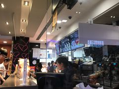 -麦当劳(中二横路店)