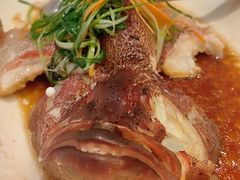 -荣誉海鲜酒楼(海湾店)