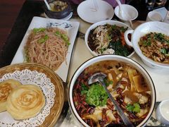 -蔼若春.传承三十年云南菜(金碧公园店)