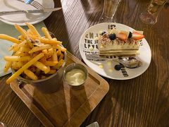 -The BREW·酿餐厅(浦东嘉里大酒店)