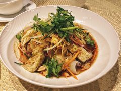 石河子凉皮-巴扎美食·新疆菜·西域歌舞表演餐厅(新疆大厦店)
