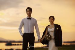 -雨墨婚纱摄影工作室