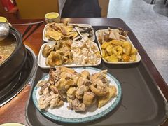 -菌之家·专业纯野生菌火锅·特色炒菌