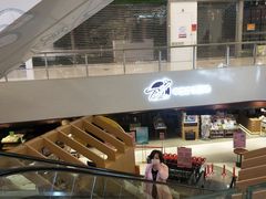 -中百仓储超市有限公司(越秀星汇维港店)