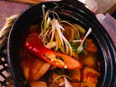 -Lanterns Vietnamese Restaurant