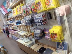 -新华传媒教材书店(中山南二路)
