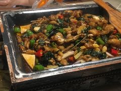 鲜青椒紫苏味平锅牛蛙-蛙小淲(虎门万达店)