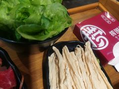 -捞围鲜·港式打边炉(海阳路店)