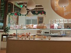 -VERIE BAKEHOUSE