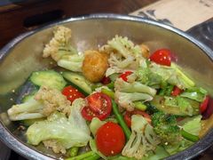 -破店肥哈·东北烧烤(南山保利店)