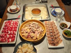 -尚尚仙·酸汤猪手·猪肚鸡火锅(华联万柳购物中心店)