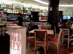 大堂-必胜客(东大桥店)