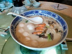 极品鱼头皇-山外山菜馆(玉泉路店)