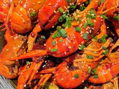 -肥肥虾庄·金牌油焖大虾(杨园滨江时代walk店)