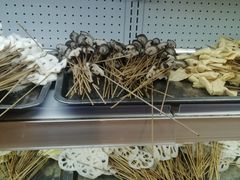 -嘉州叶婆婆钵钵鸡(建设路店)