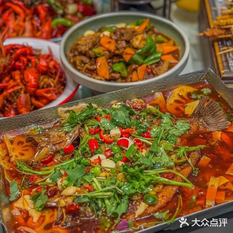 小龙虾界卷王出现！这家店我真的会n刷！！