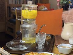 -月亮眼花园餐厅书吧酒吧