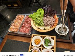 -菌自由丨野生菌火锅特色庭院餐厅(丽江古城店)