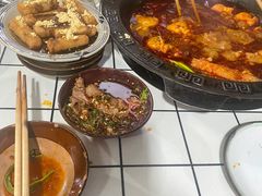 -重庆故事姊妹老火锅(财经学院店)