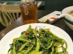 -美奈小馆·越南料理(中航城君尚购物中心店)