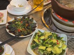 -东记炭炉·海鲜鸡煲(龙华店)