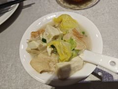 -郑庄脂渣海鲜楼(九水路店)