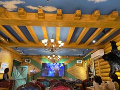 -米德维奇俄式西餐厅(西六道街店)