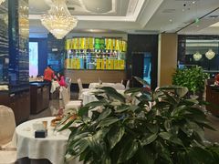 -万龙洲海鲜(大兴绿地缤纷城店)