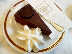 -Cafe Sacher(WIEN)