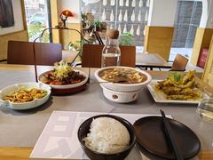 -既白·创意融合料理(海甸岛店)